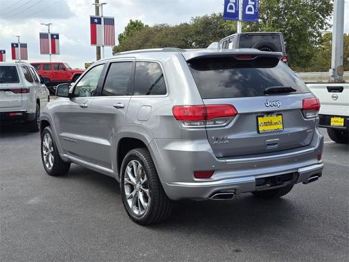 2021 Jeep Grand Cherokee Summit