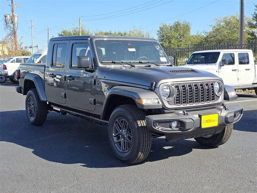2025 Jeep Gladiator Sport