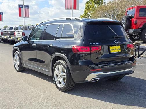 2023 Mercedes-Benz GLB 250 Base 4MATIC