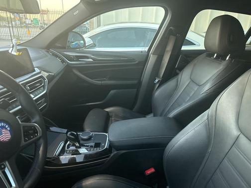 2022 BMW X4 M40i