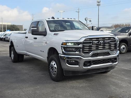 2025 RAM 3500 Big Horn
