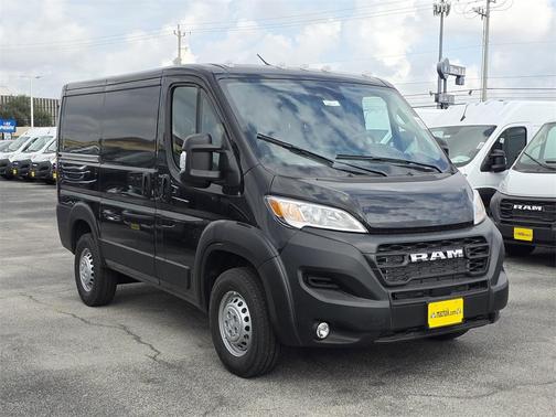 2026 RAM ProMaster 1500 Low Roof