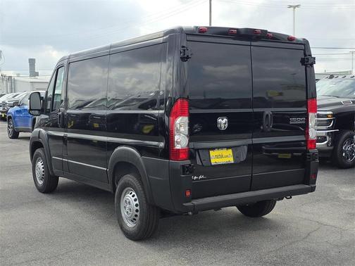 2026 RAM ProMaster 1500 Low Roof