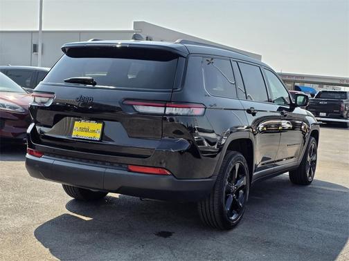 2024 Jeep Grand Cherokee L Laredo