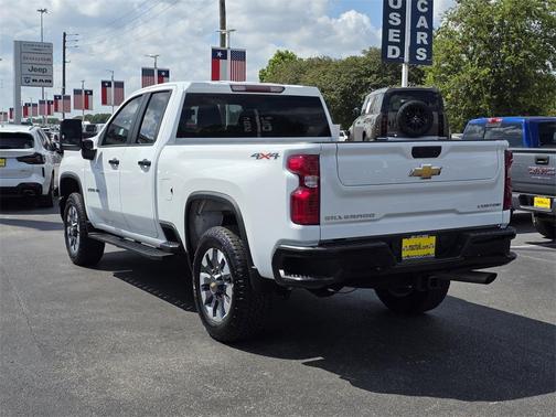 2024 Chevrolet Silverado 2500 Custom