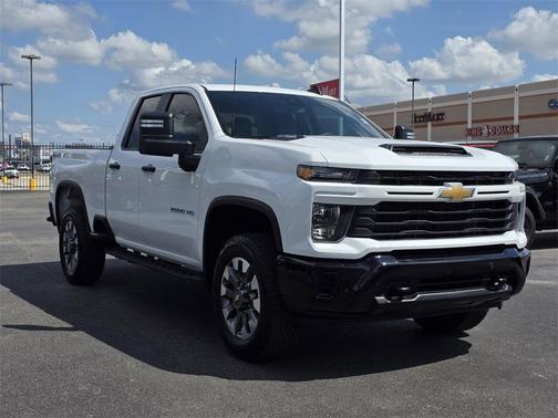 2024 Chevrolet Silverado 2500 Custom