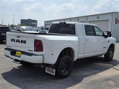 2026 RAM 3500 Limited