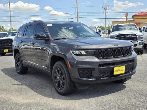 2025 Jeep Grand Cherokee L Laredo