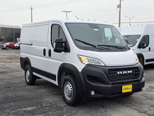 2026 RAM ProMaster 1500 Low Roof