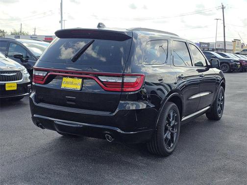 2026 Dodge Durango GT HEMI V8