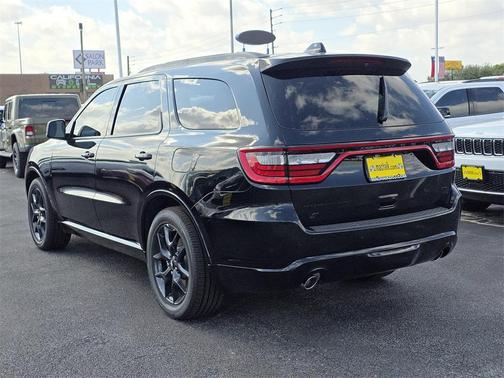 2026 Dodge Durango GT HEMI V8