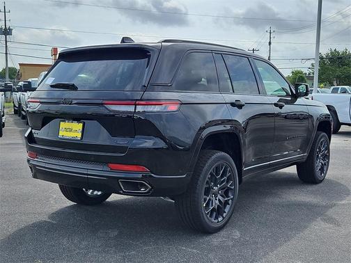 2025 Jeep Grand Cherokee Summit