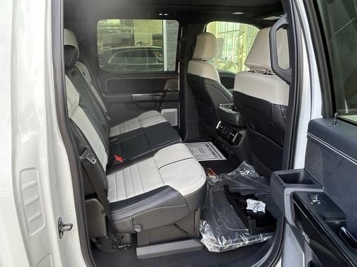 2023 Ford F-150 Lightning Pro