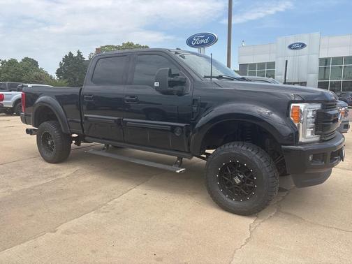 2017 Ford F-250 Lariat