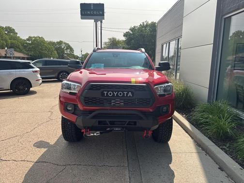 2022 Toyota Tacoma TRD Off Road