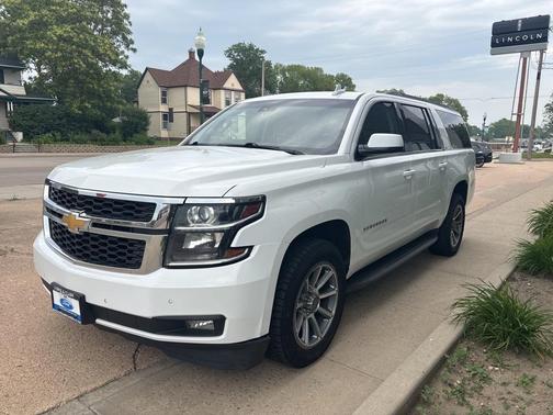 2018 Chevrolet Suburban LT