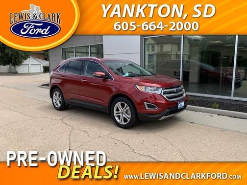 Photo 2 of 17 of 2018 Ford Edge Titanium