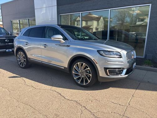 2020 Lincoln Nautilus Reserve