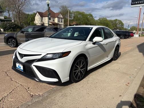 2023 Toyota Camry SE Nightshade