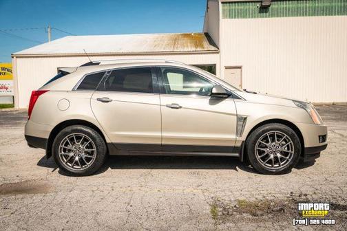 Gold 2015 Cadillac SRX Performance Collection