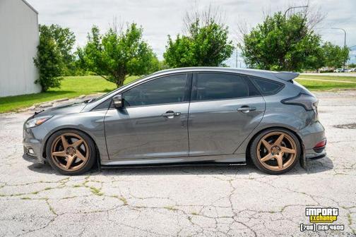 Gray 2018 Ford Focus ST Base