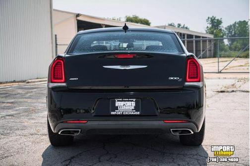 2017 Chrysler 300 S