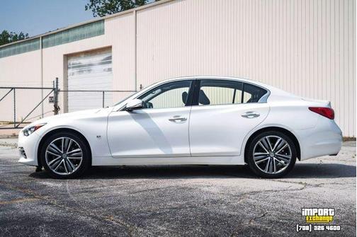 2015 INFINITI Q50 Premium