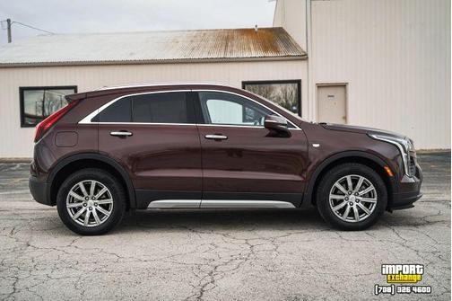 2022 Cadillac XT4 Premium Luxury