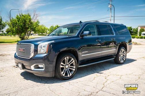 Blue 2017 GMC Yukon XL Denali