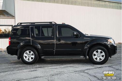 2008 Nissan Pathfinder SE