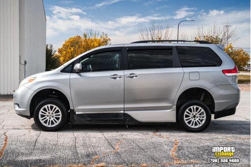 2014 Toyota Sienna XLE