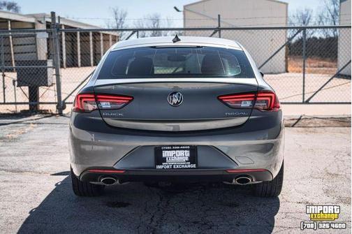 2018 Buick Regal Sportback Essence