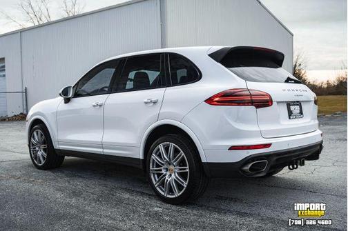 2018 Porsche Cayenne Platinum Edition
