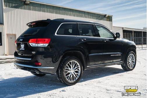 2018 Jeep Grand Cherokee Summit