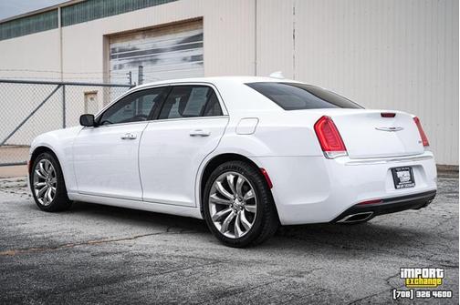 2020 Chrysler 300 Touring