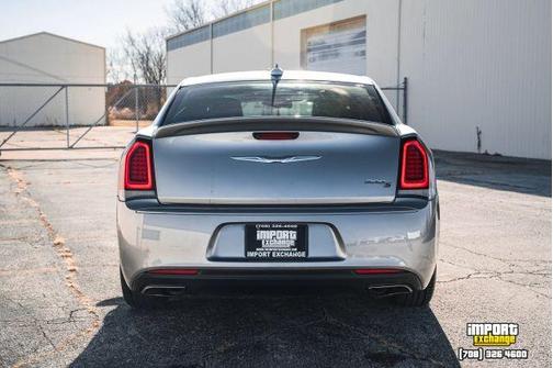 2017 Chrysler 300 S