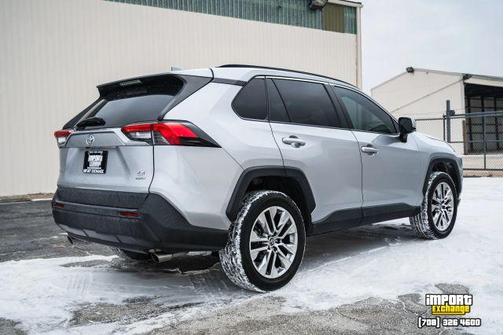 2019 Toyota RAV4 LE
