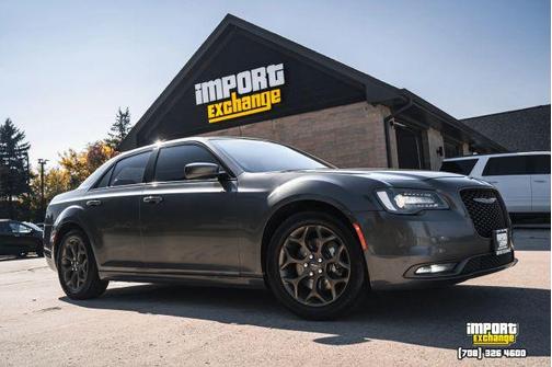 2016 Chrysler 300 S