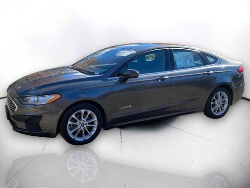 2019 Ford Fusion Hybrid SE