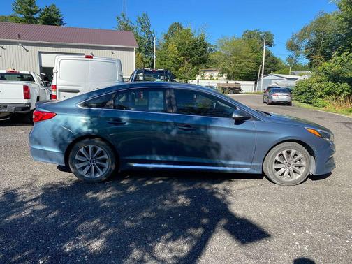 2015 Hyundai SONATA Sport