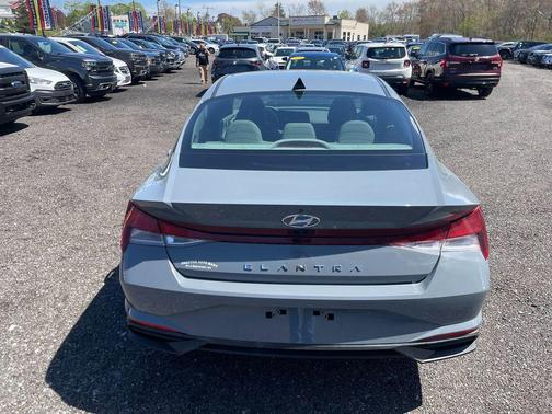 Electric Shadow 2023 Hyundai ELANTRA SEL