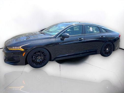 Ebony Black 2022 Kia K5 GT-Line