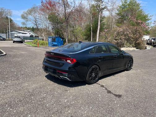 Ebony Black 2022 Kia K5 GT-Line