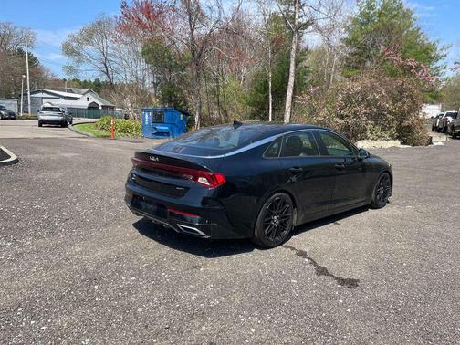 Ebony Black 2022 Kia K5 GT-Line