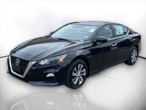 2022 Nissan Altima S FWD