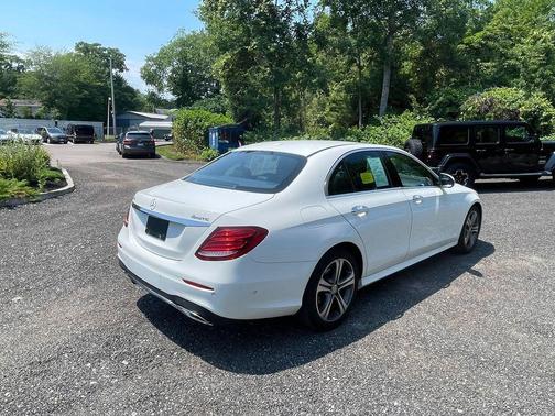 Polar White 2017 Mercedes-Benz E-Class 4MATIC