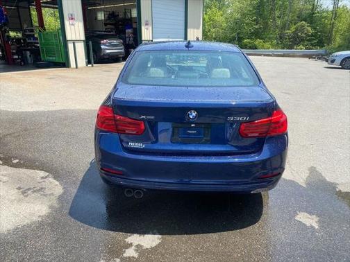 2018 BMW 330 xDrive