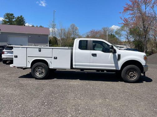 Oxford White 2022 Ford F-350 XL