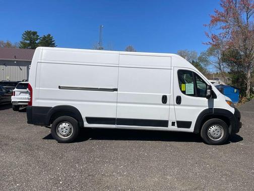 Bright White Clearcoat 2023 RAM ProMaster 2500 High Roof