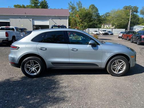 2019 Porsche Macan Base